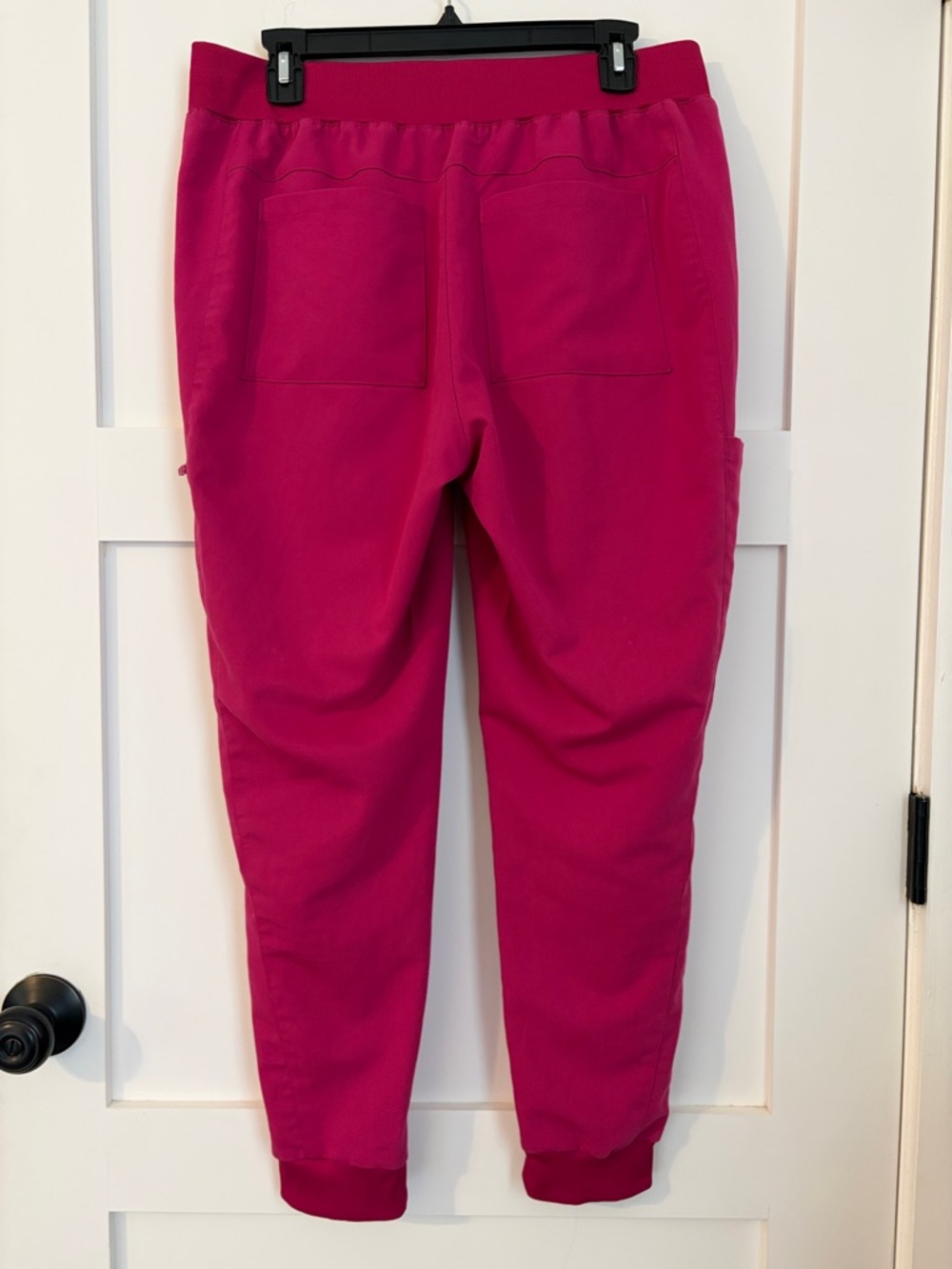 Fabletics On-Call Jogger. Size L-S. - Picture 2 of 3